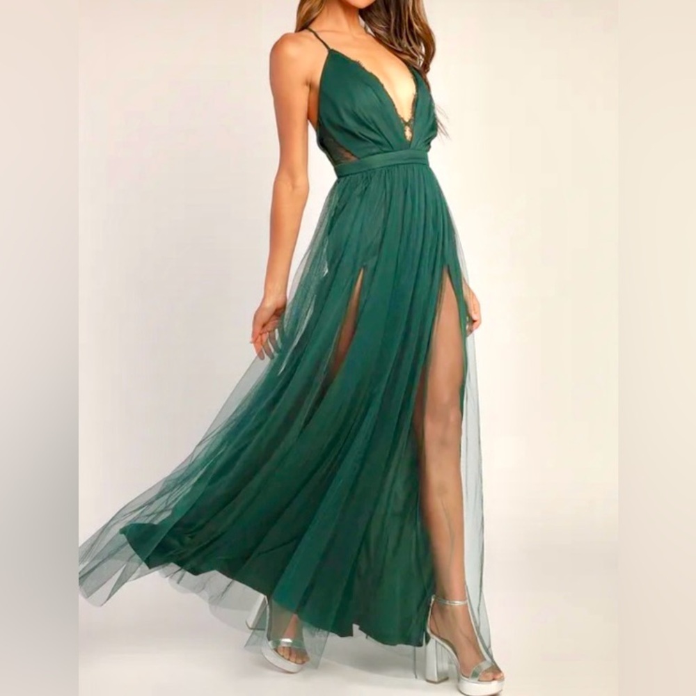 Lulu’s Emerald Green Tulle and Lace Sleeveless Maxi Dress